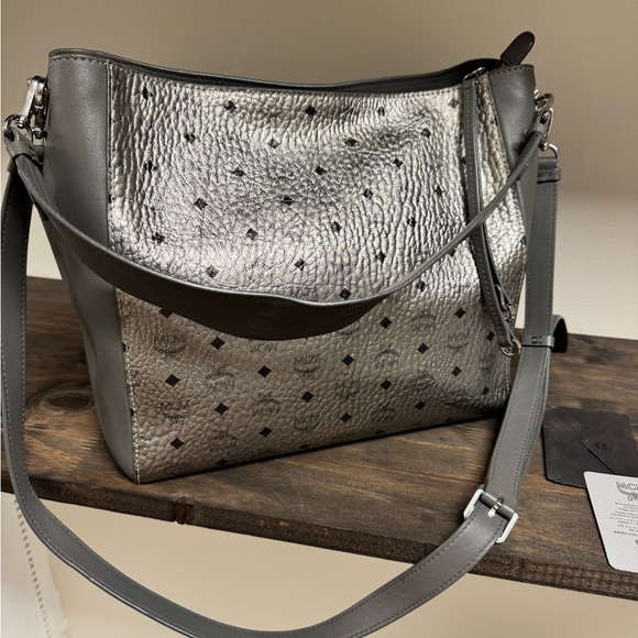 MCM Metallic Silver and Black Shoulder Bag - Picture 11 of 13